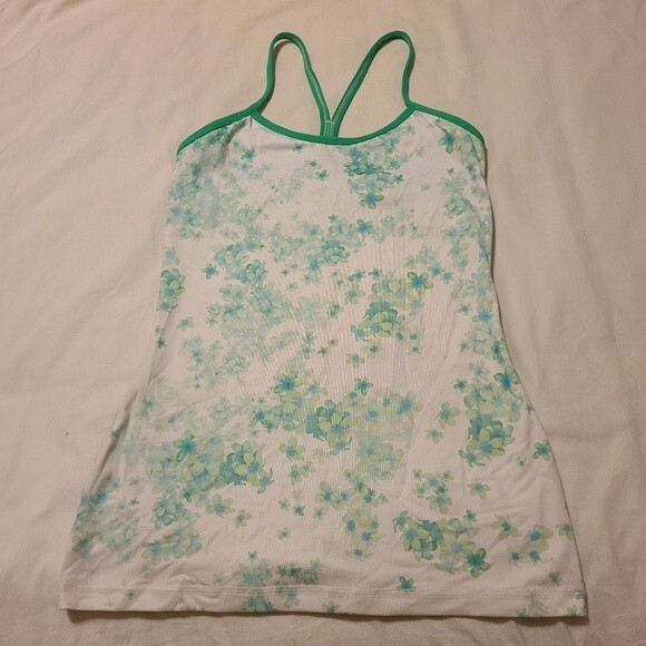 Lululemon Power Y floral tank size 4 - Picture 2 of 8